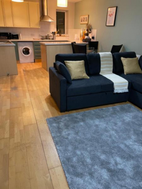 GREENWICH CENTRE NKY APARTMENT